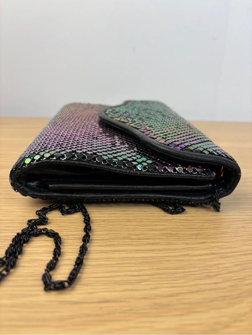 Metal Mesh Iridescent‎ Envelope Clutch With Chain
